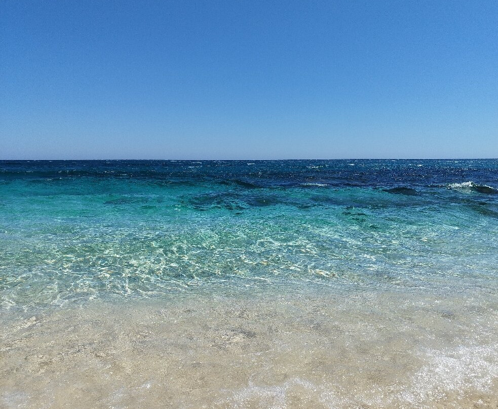 Kalamos Beach-Agii Apostoloi必去景点