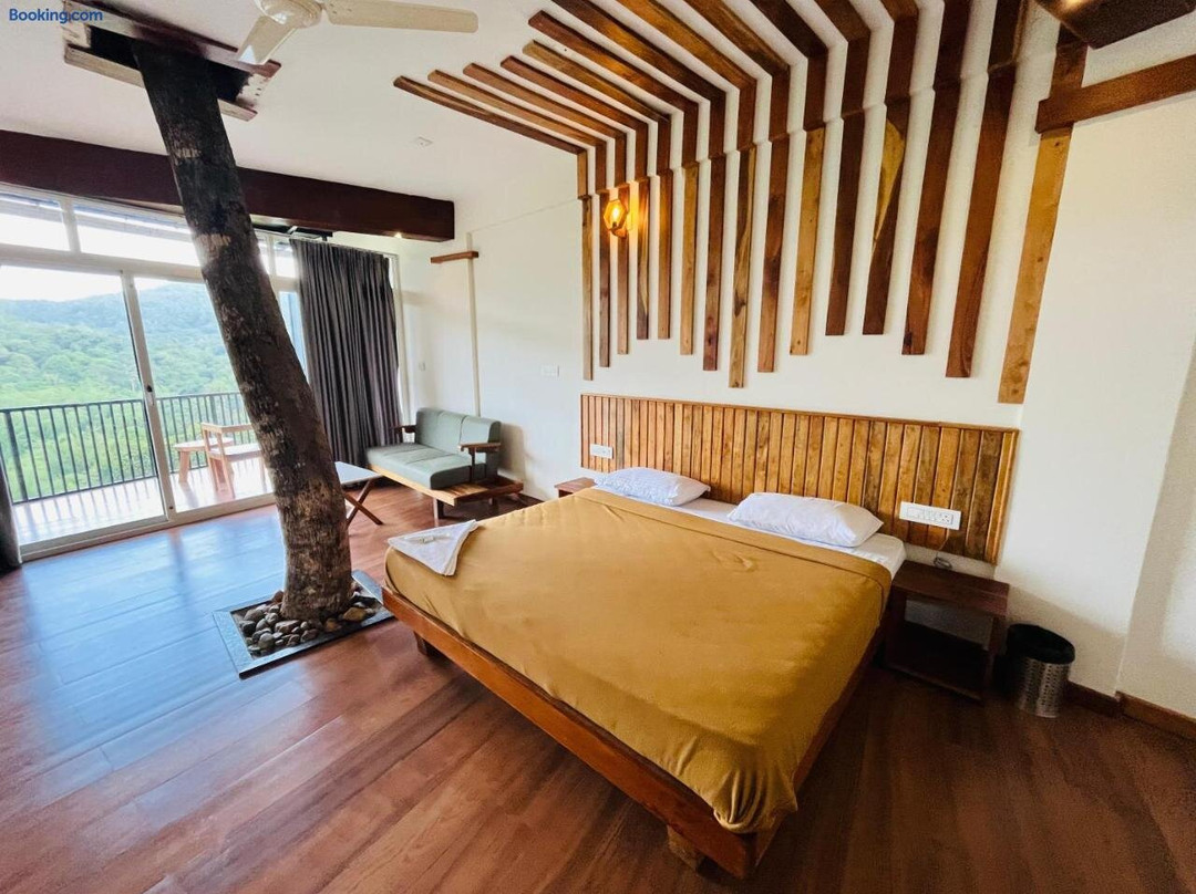 Heaven Hills Resort