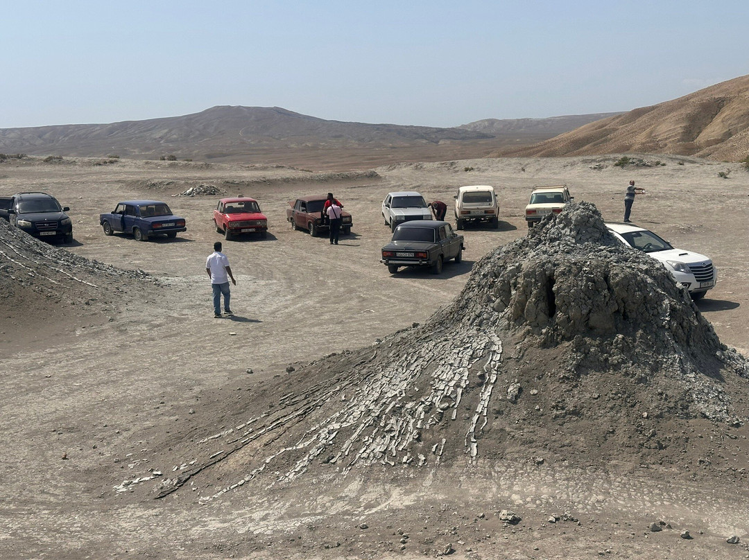 Mud Volcanoes-Qobustan必去景点