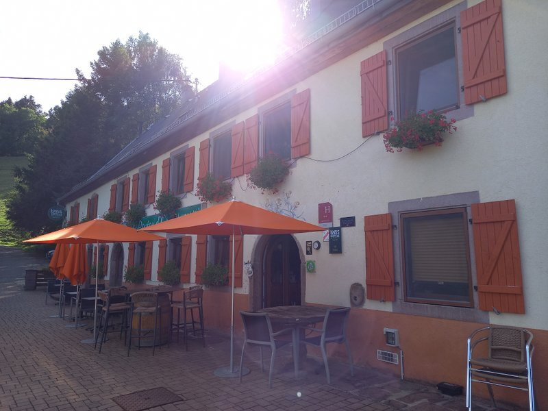 Logis Hôtel le Bouton d'Or主图