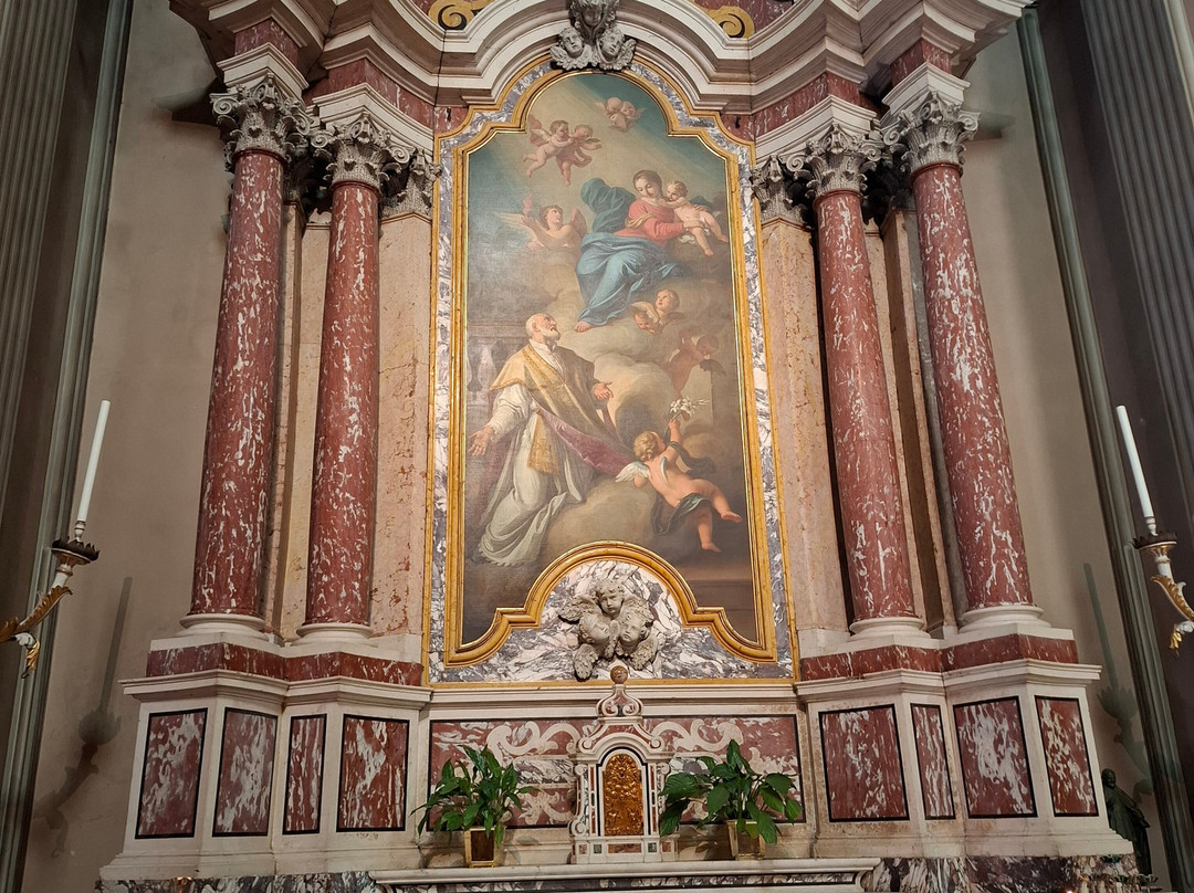 Chiesa dei Santi Pietro e Paolo-托里德尔贝纳科必去景点