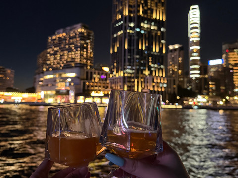 Yacht Holimood-香港必去景点