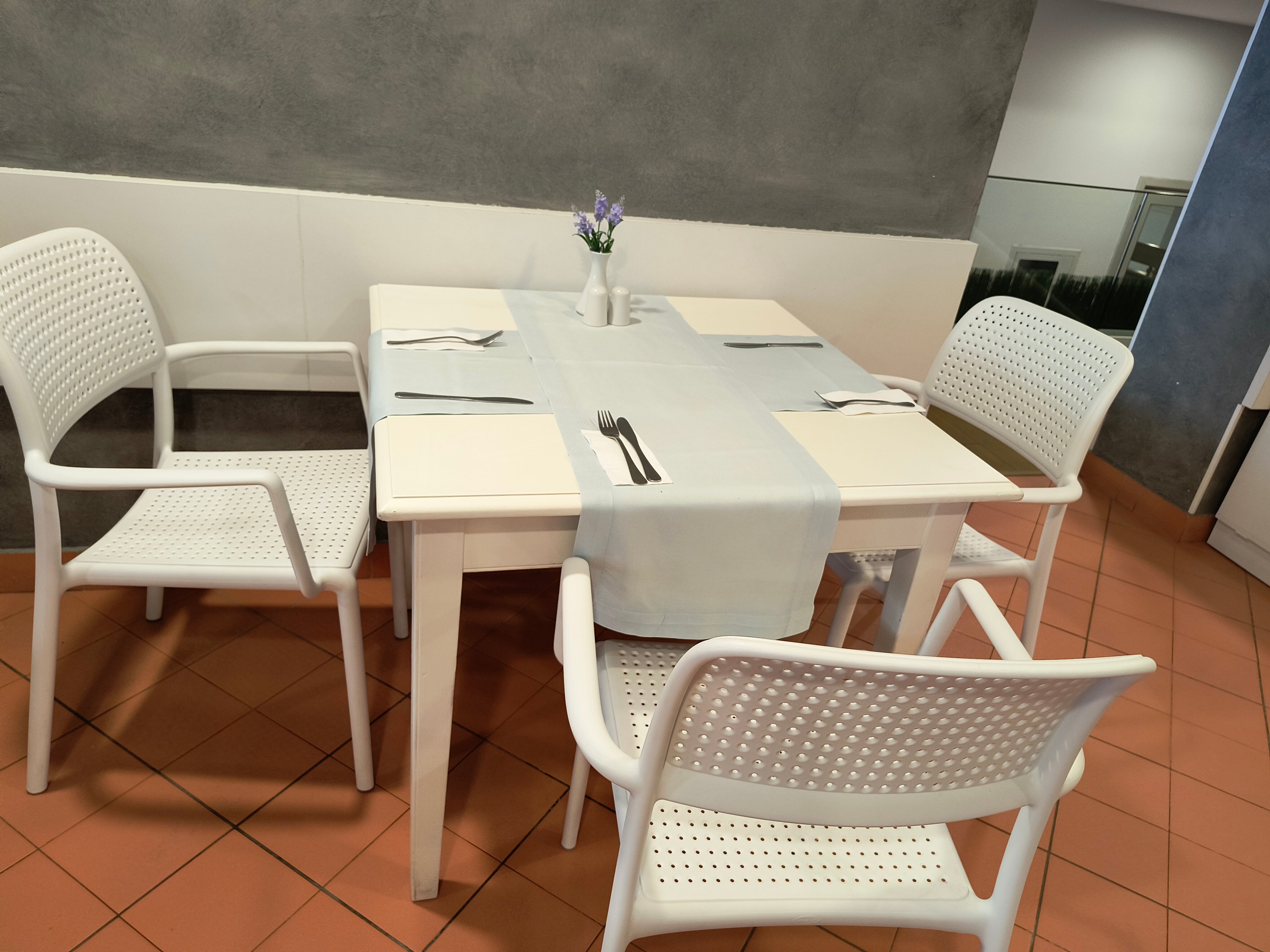 Luca Helios Beach-官方