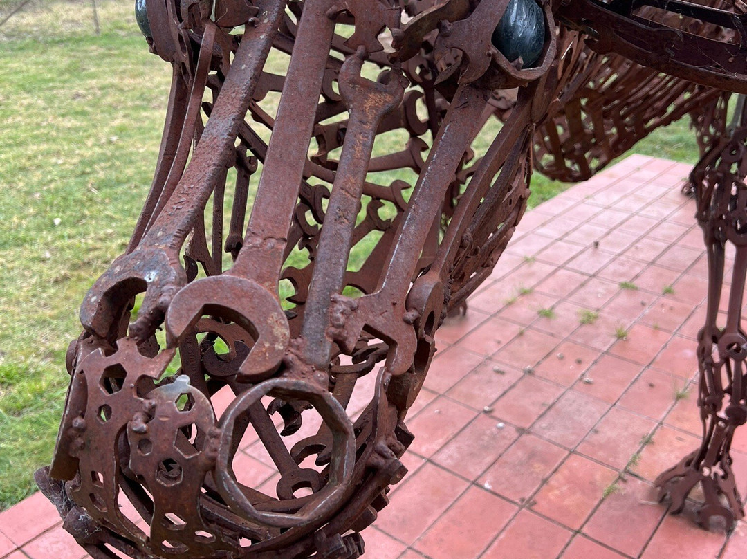 Piccoli’s Spanner Sculptures-Boort必去景点