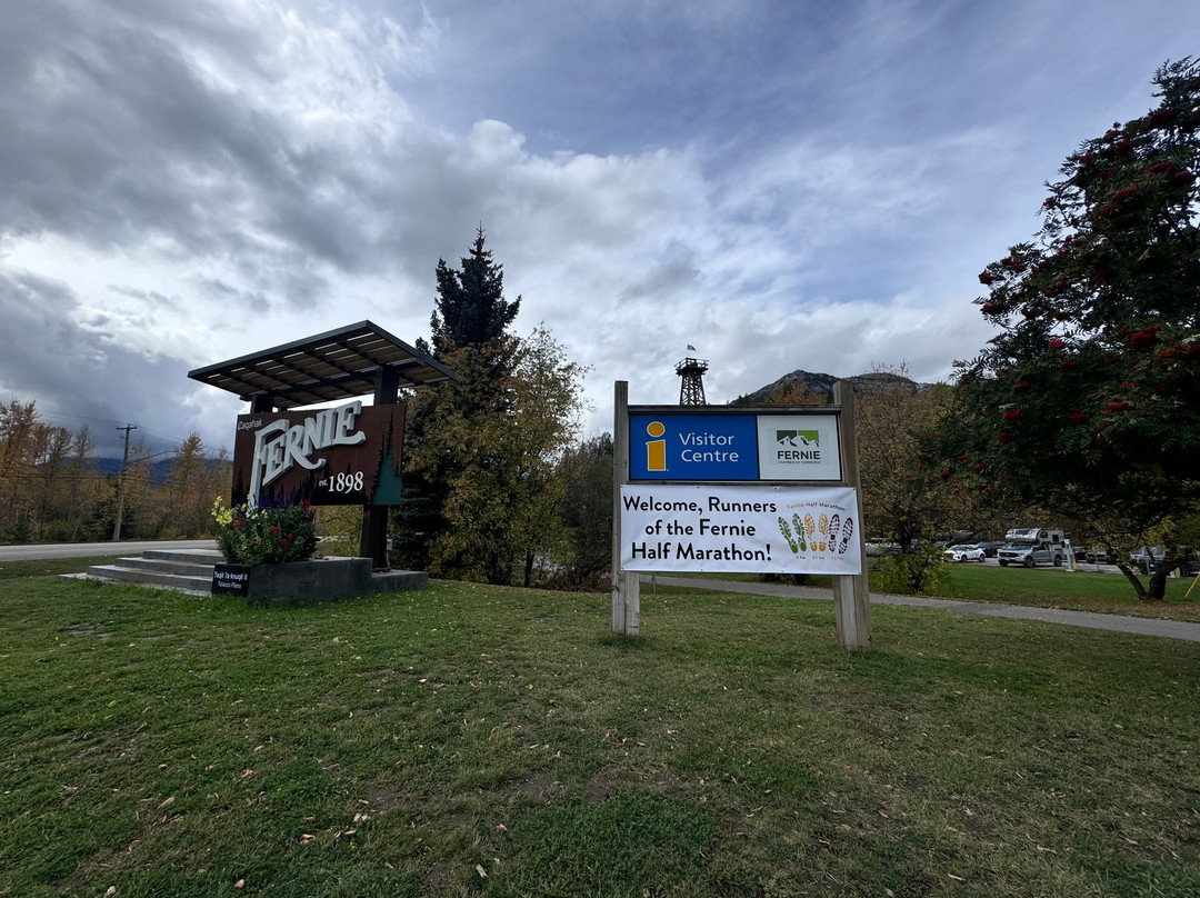Fernie Visitor Information Centre-弗尼必去景点