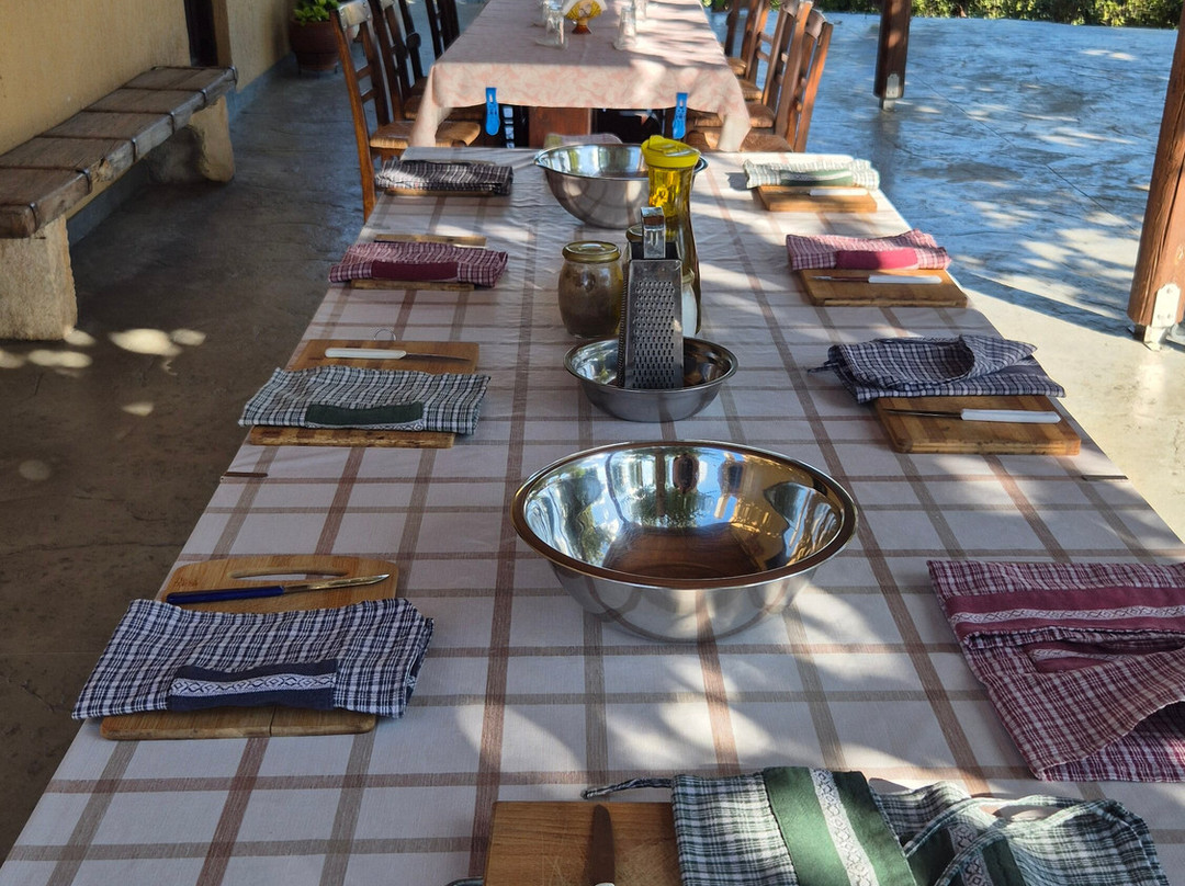Cretan Traditional Cooking Lessons-基萨莫斯必去景点