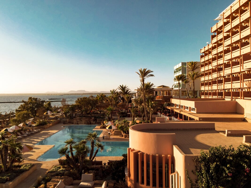 Bikini Island & Mountain Hotel Es Trenc
