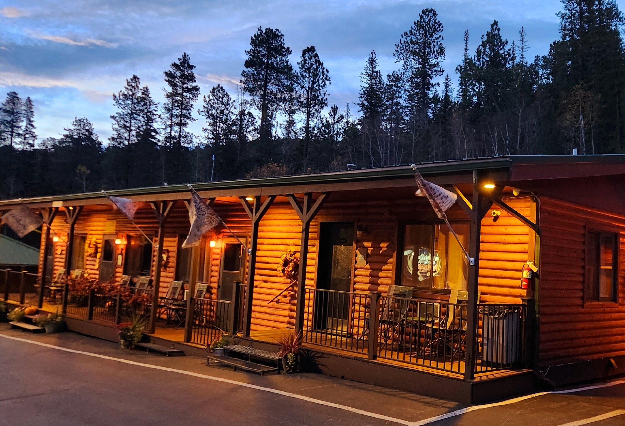 Whitetail Creek Resort-官方