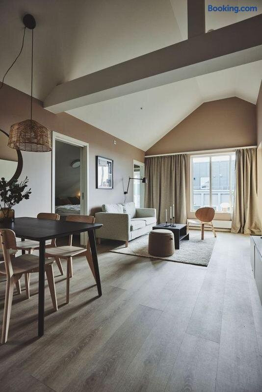 Bris Apartments
