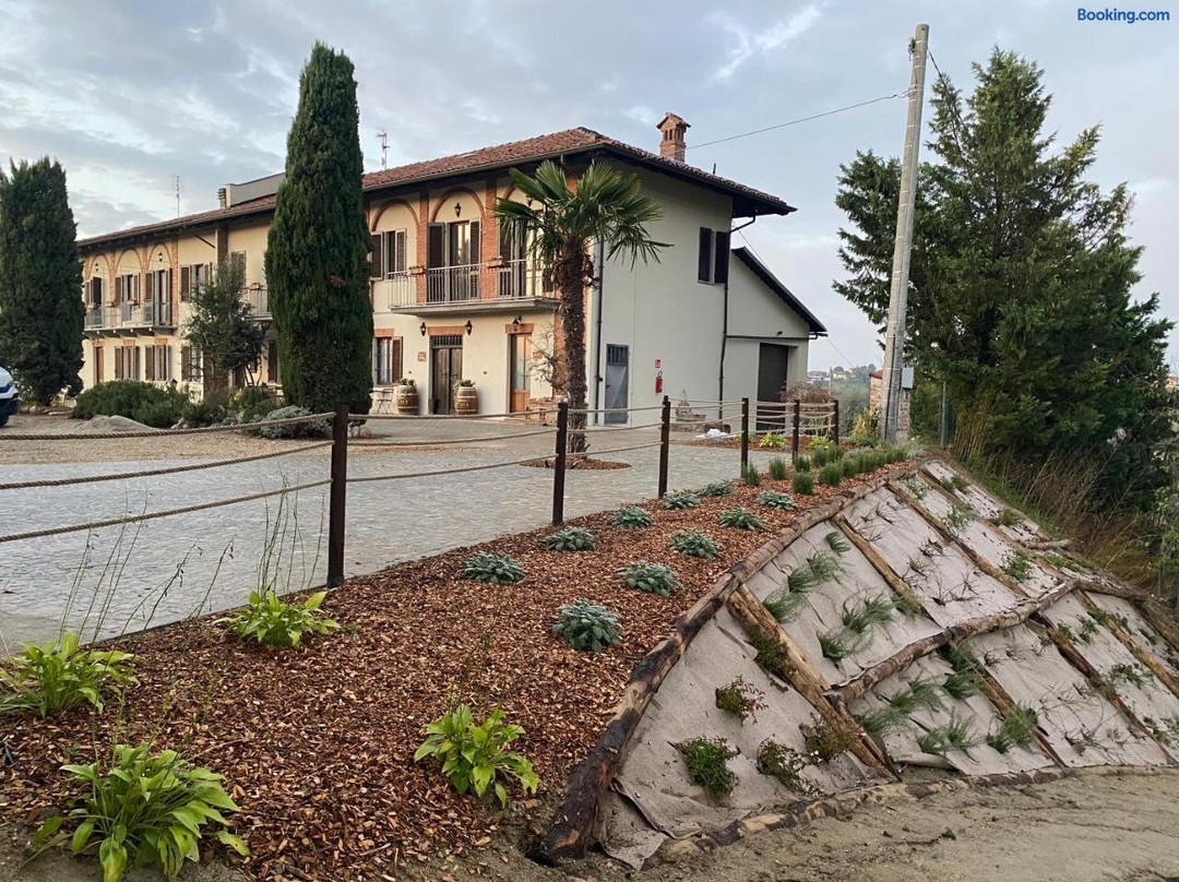 Tenuta Agricola La Cava- Cantina E Agriturismo