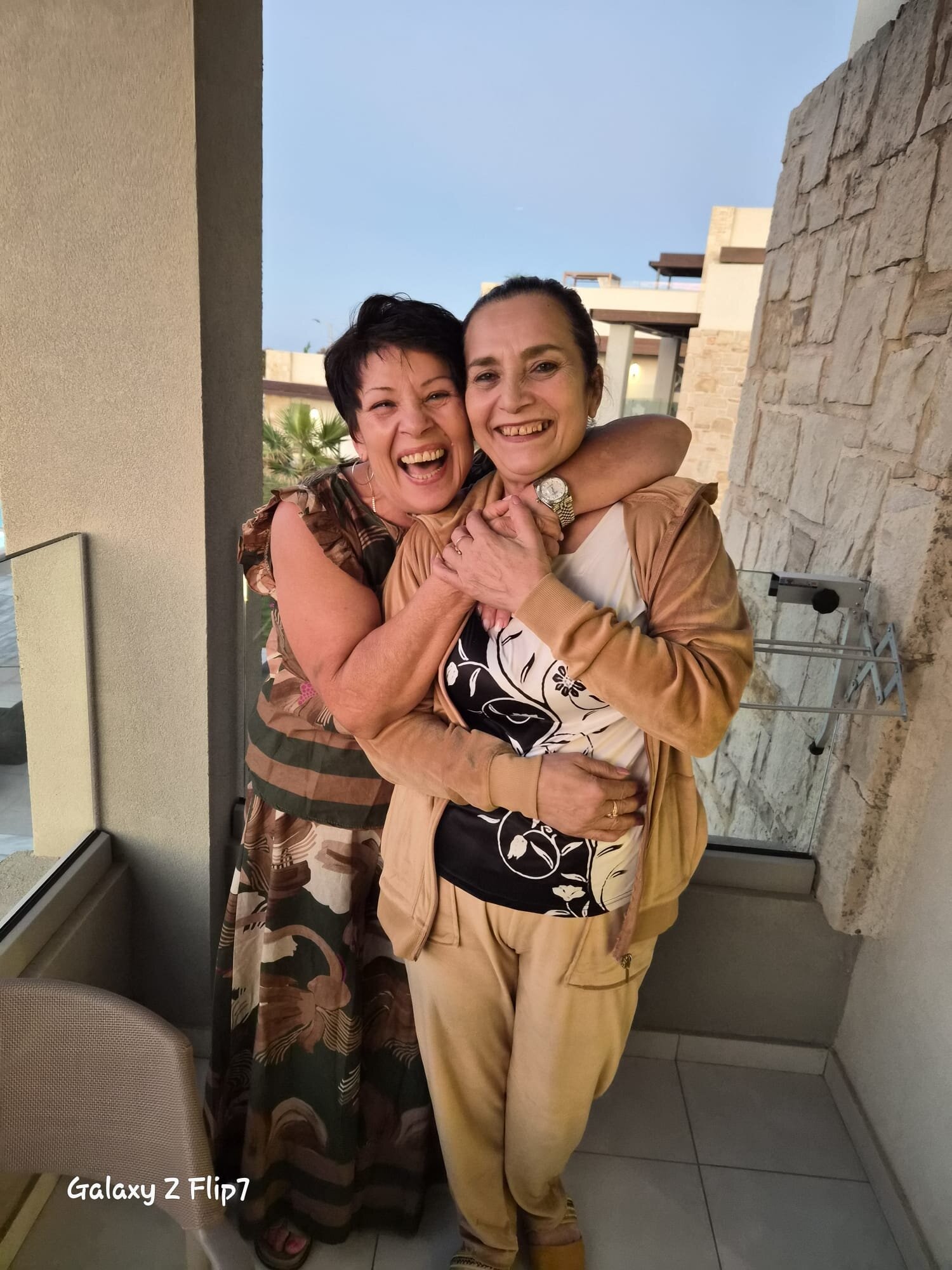 Paralos Kosta Alímia-官方