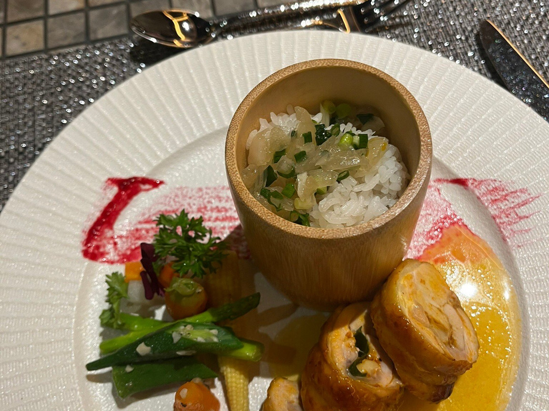 Halong Capella Cruise-海防必去景点