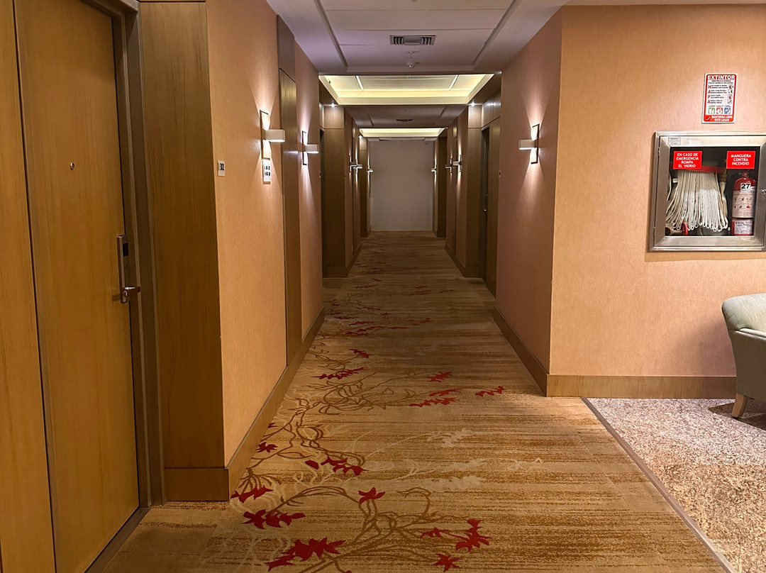 Radisson Hotel Guayaquil主图