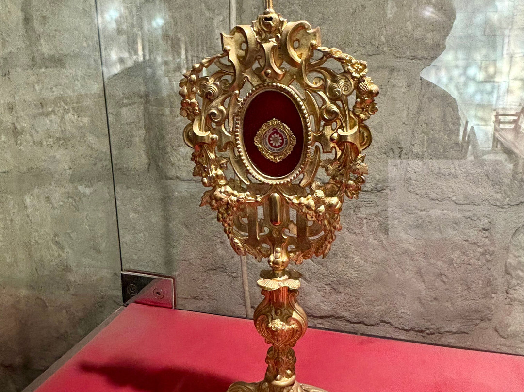 Paroisse de la Résurrection du Seigneur d’Ollières-Ollieres必去景点