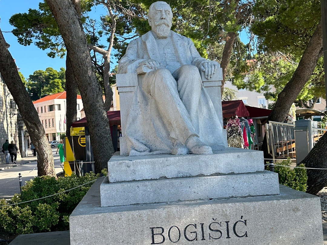 Valtazar Bogisic Monument-察夫塔特必去景点