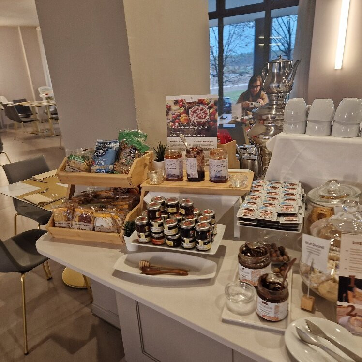 贝斯特韦斯特卡瓦列利酒店主图