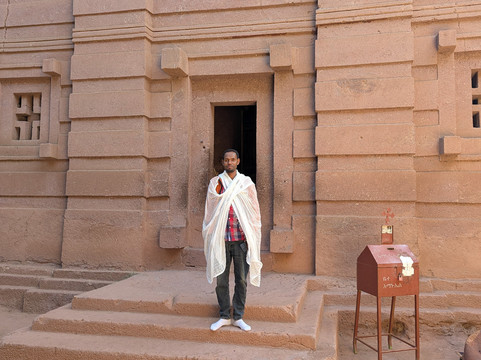 Telake Tesfaw-拉利贝拉必去景点