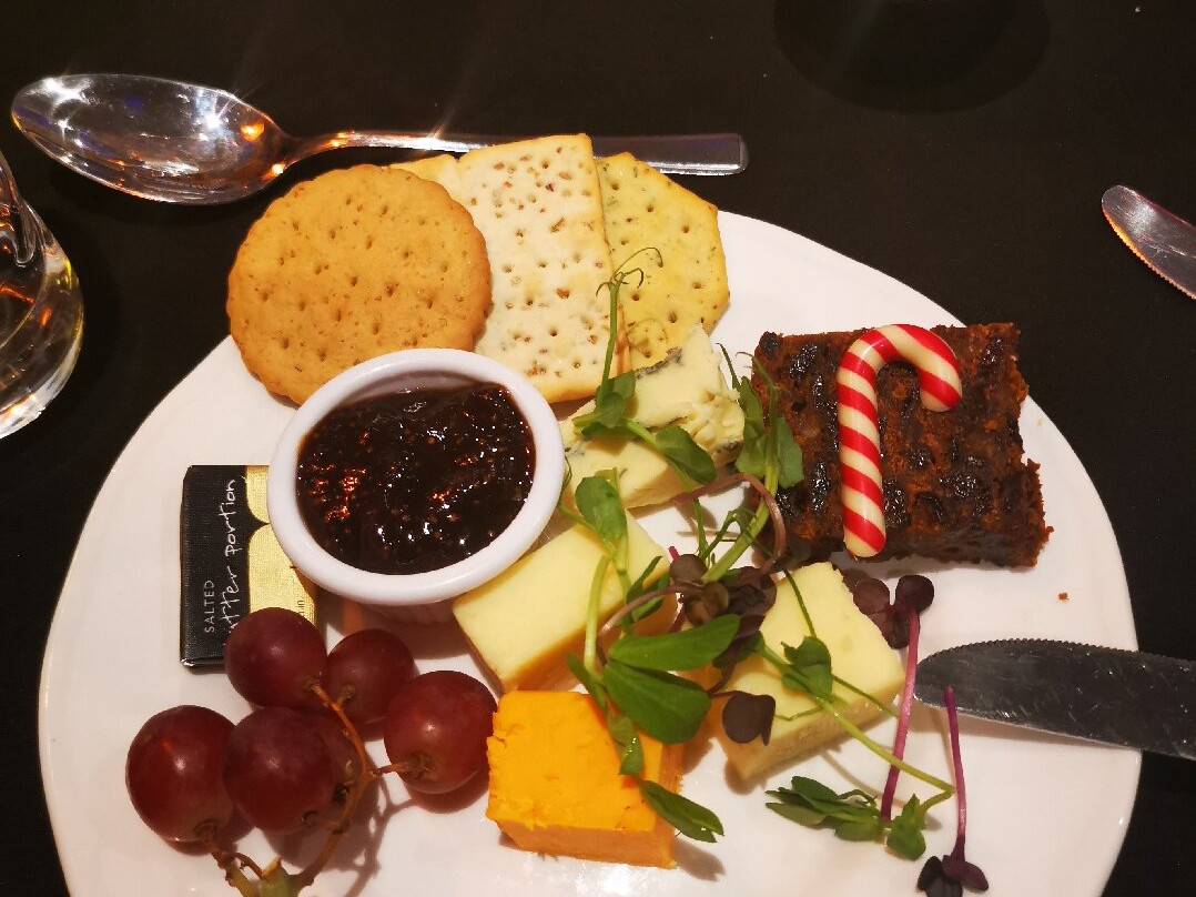 Lymedale Suites Aparthotel主图