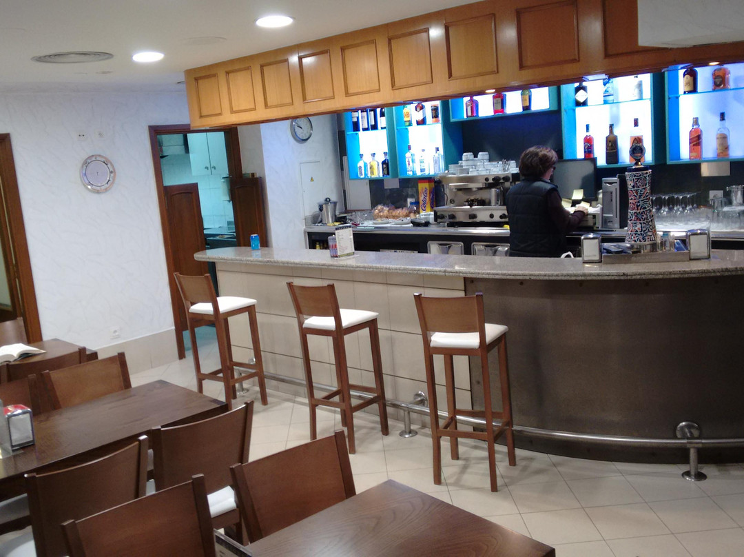 Sierra de Outes酒店住宿-Hotel Elisardo