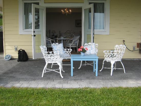 Four Winds Hill B&B-泳池