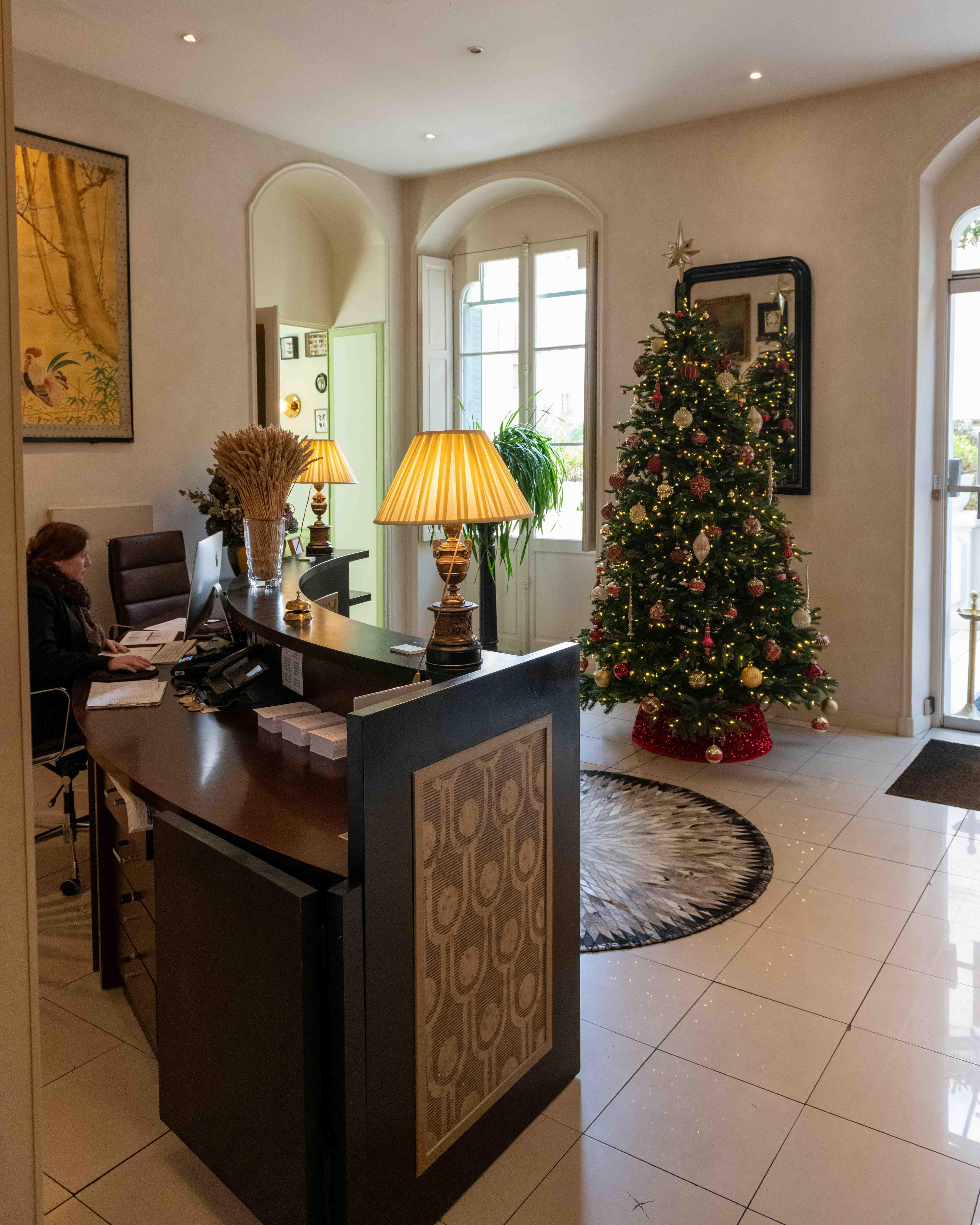 Hotel Bristol-官方