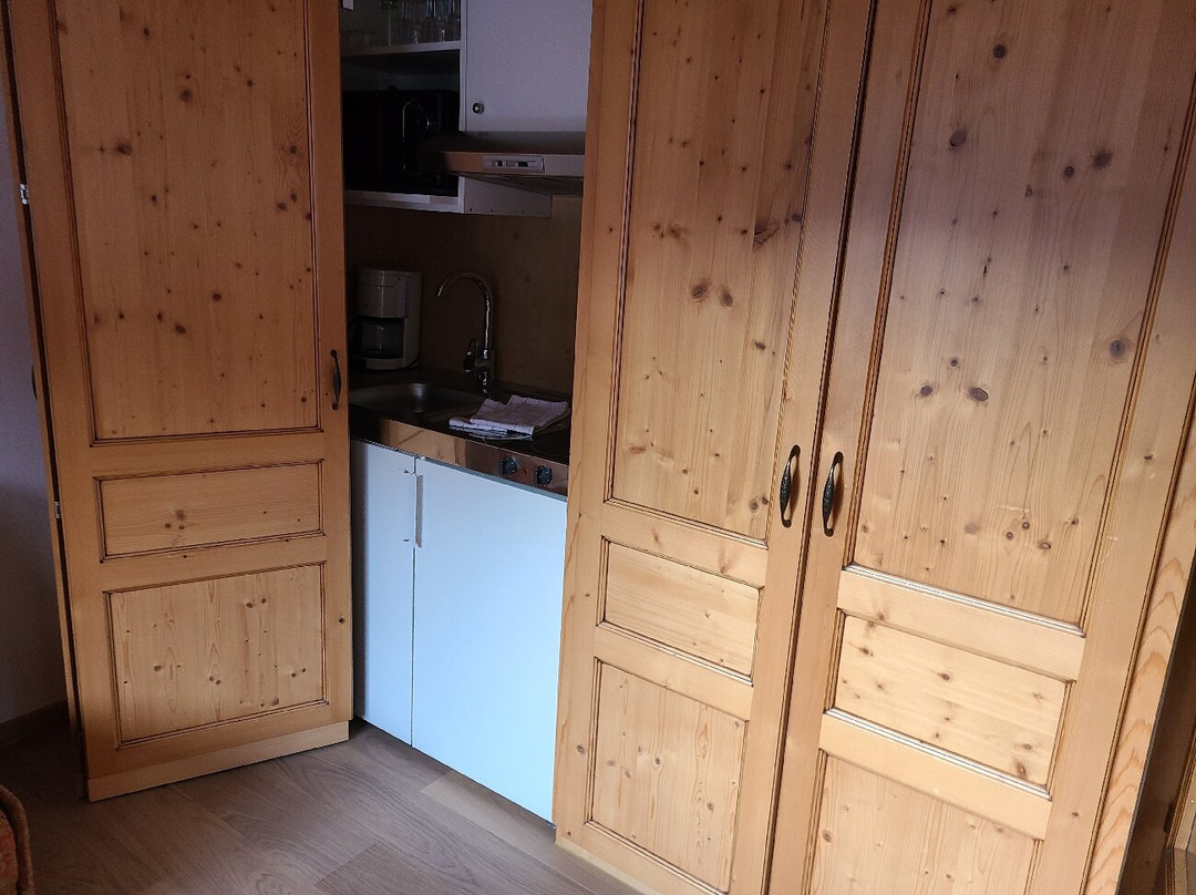 加尔尼格洛肯斯图尔酒店主图