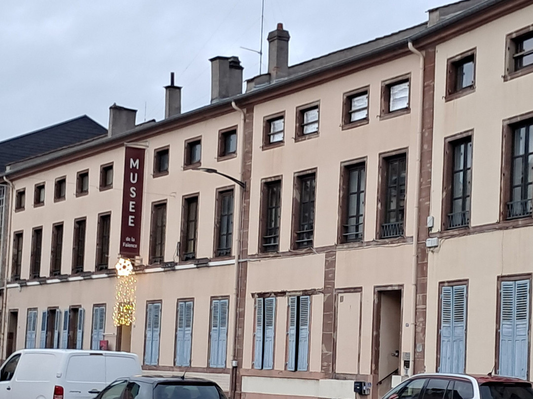 Musee de la Faience-萨尔格米纳必去景点