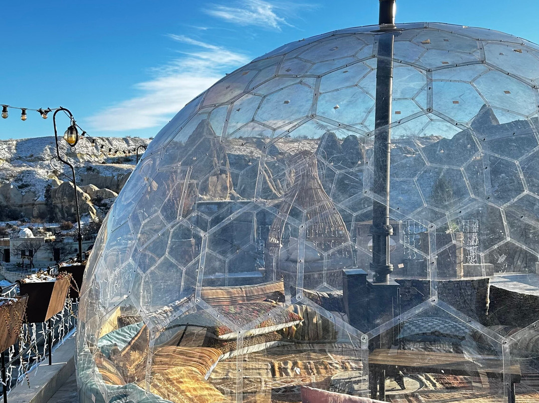 迪万岩洞酒店主图