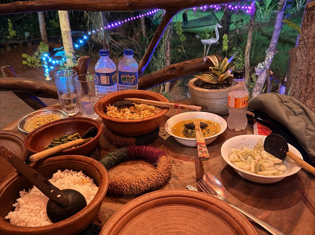 Sigiri Hunter's Eco Tree Lodge & Restaurant