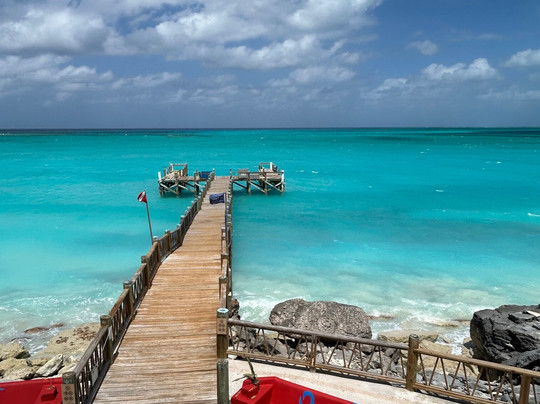 Only Blue Diving Dreams-Cockburn Town必去景点