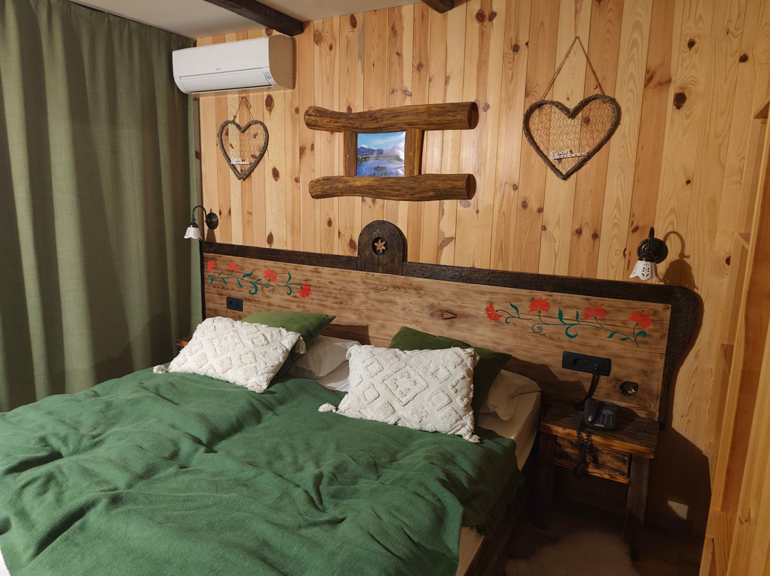 Ribno Alpine Glamping主图