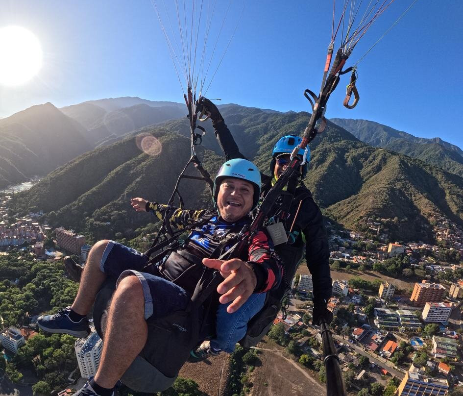 Vive Parapente-加拉加斯必去景点