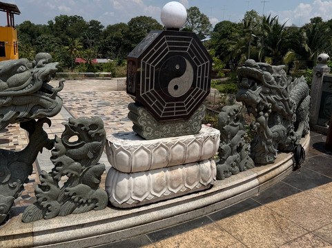 Black Dragon Cave Temple-永平必去景点