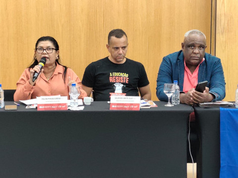 卡利南喝普鲁斯尊贵酒店主图