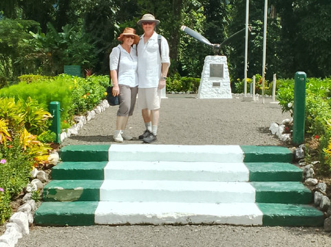 Milne Bay Memorial-Alotau必去景点