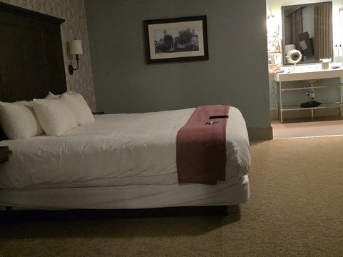 格罗顿旅馆主图