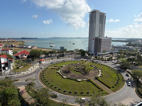 三提卡巴淡酒店主图