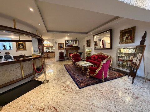 威尔堡施罗斯酒店主图