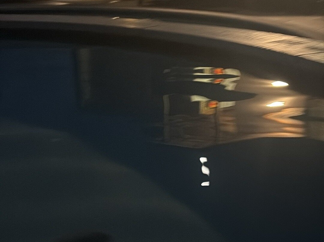 派尔尼尔海滨公寓式酒店主图