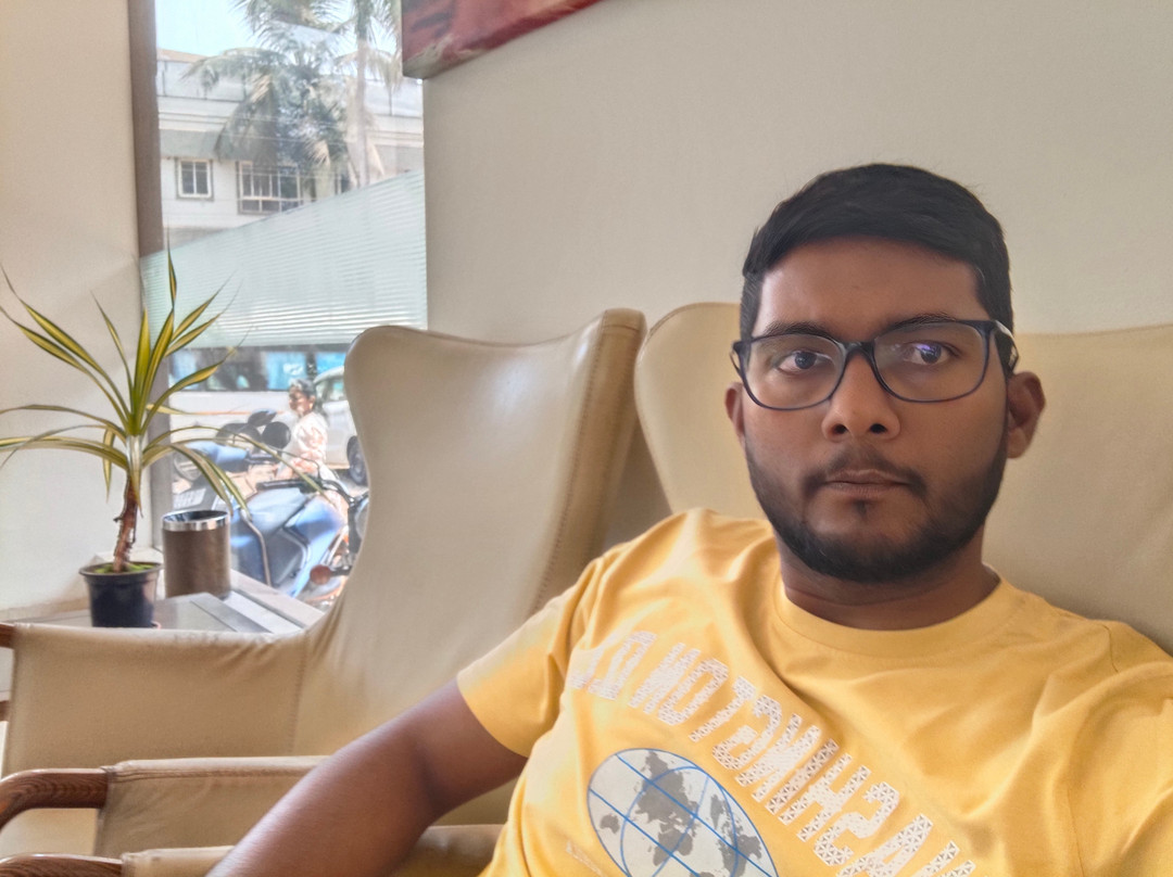 罗希亚斯度假村主图