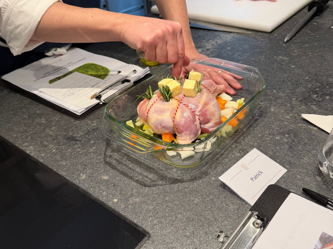 Alain Roux Culinary School-布雷必去景点