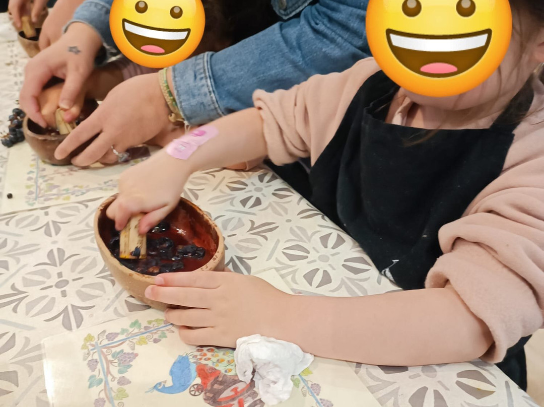 Alice au pays des Paons-阿维桑必去景点