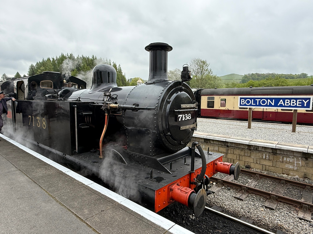 Embsay & Bolton Abbey Steam Railway-Bolton Abbey必去景点