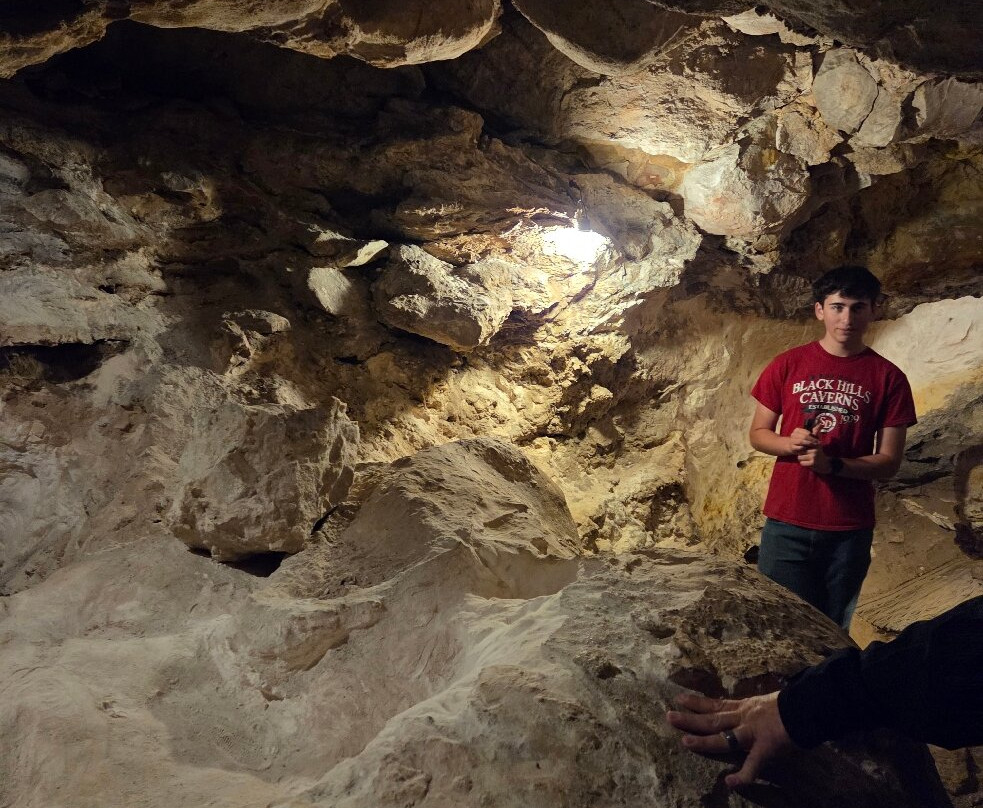 Black Hills Caverns-拉皮德城必去景点