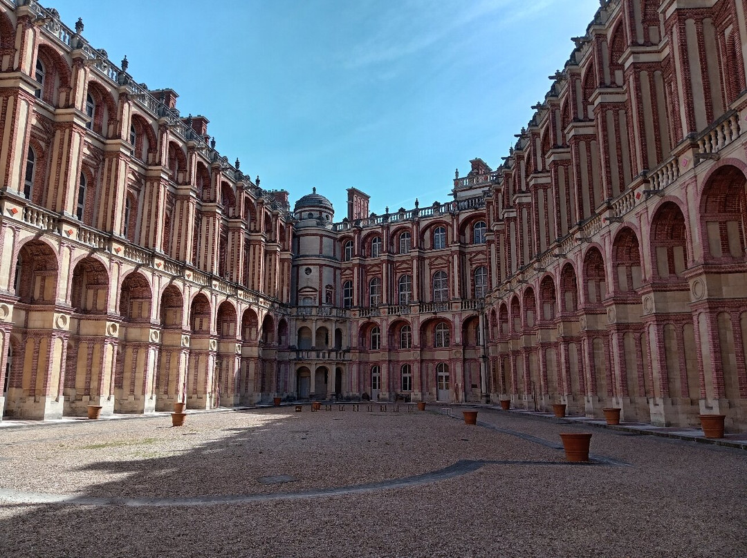 Château De Saint-germain-en-laye-圣日尔曼莱昂必去景点