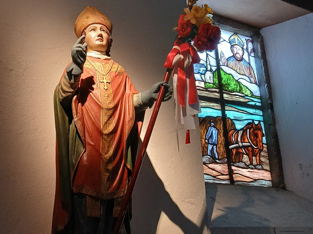 Chapelle De Saint Cado-Belz必去景点