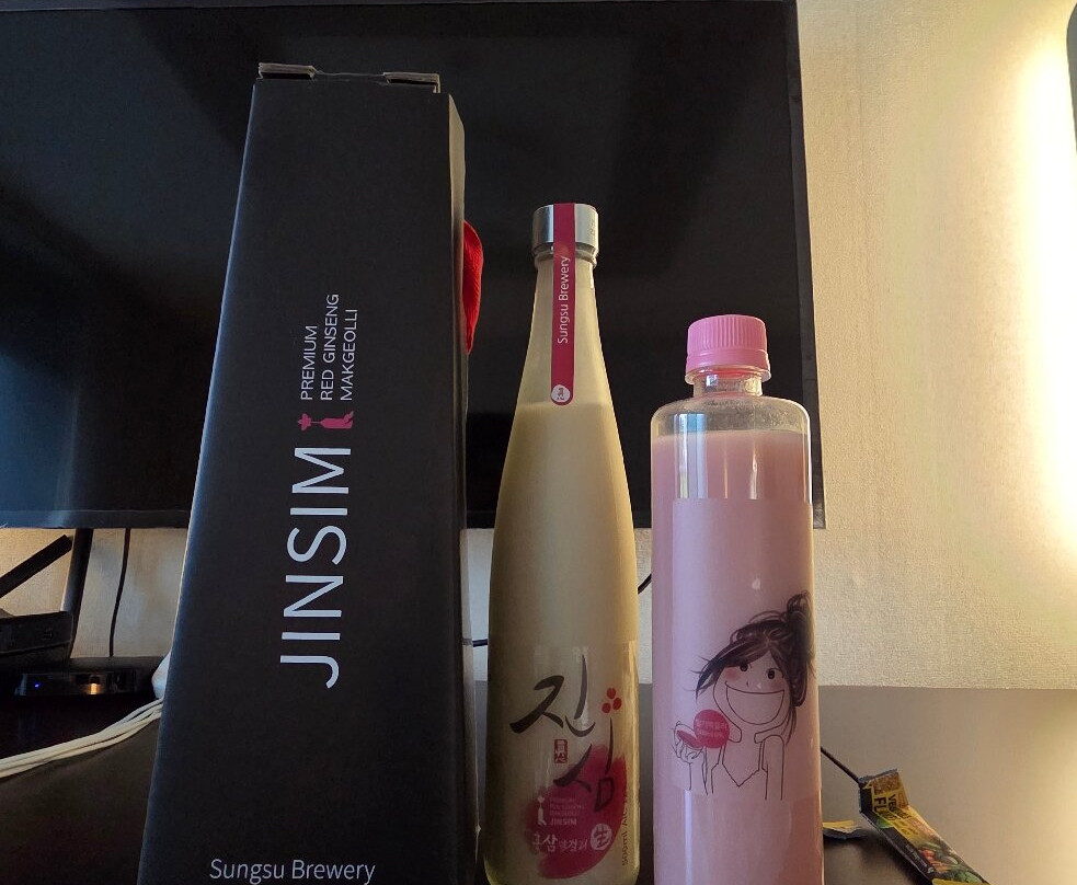 镇安红人蔘水疗别墅酒店主图