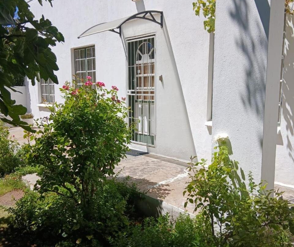 Olive's Cottage