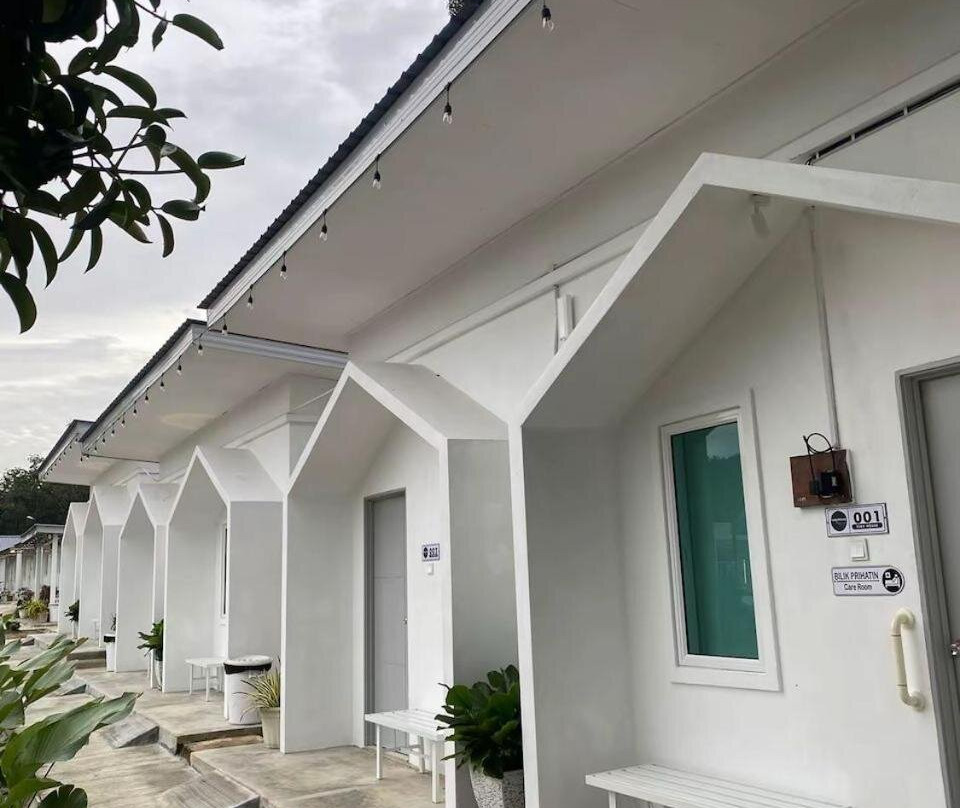 1108 Pedas Village Resort