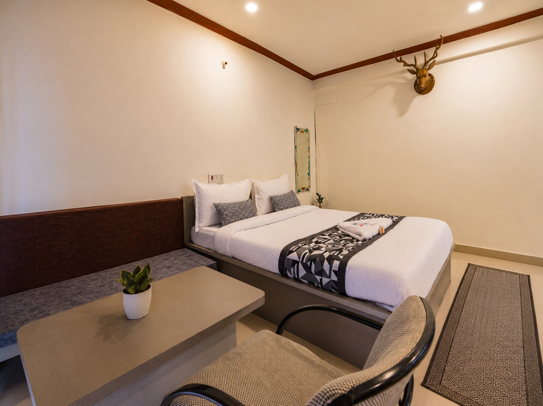 Shanti Sarovar Resort